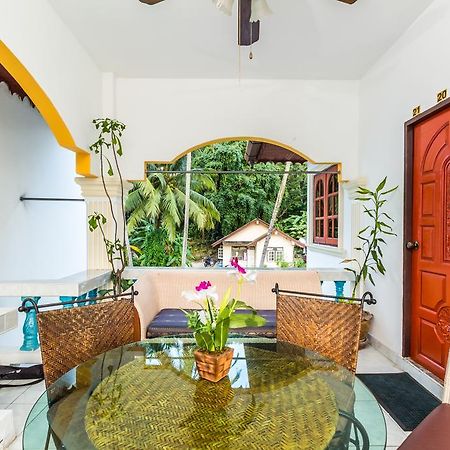 Eriksson Guesthouse Patong Екстер'єр фото