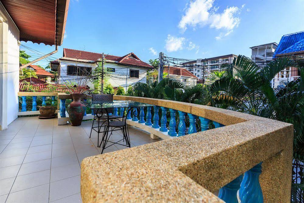 Eriksson Guesthouse Patong Екстер'єр фото