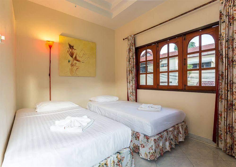 Eriksson Guesthouse Patong Екстер'єр фото